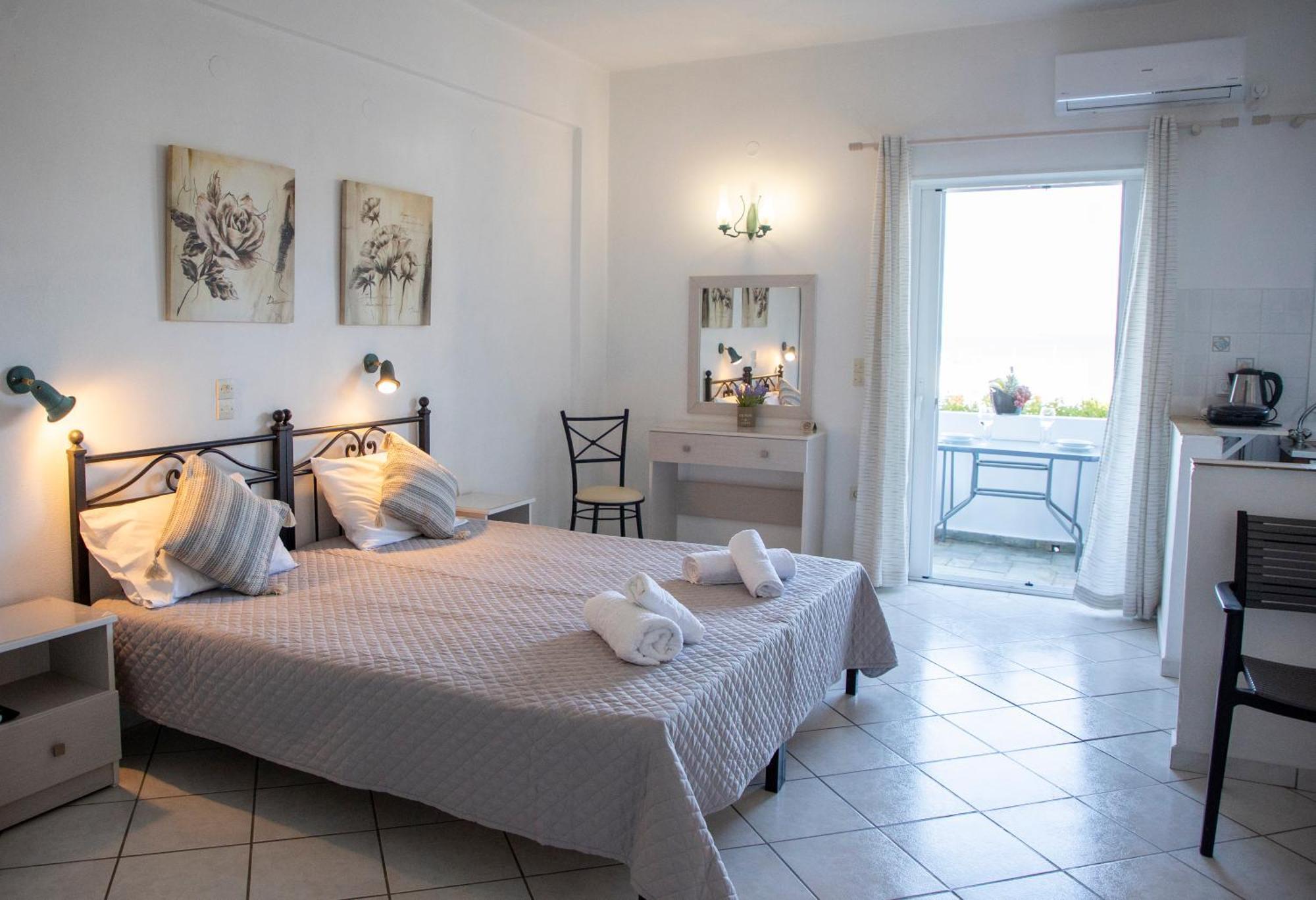 Sunrise Studios Megalochori  Dış mekan fotoğraf